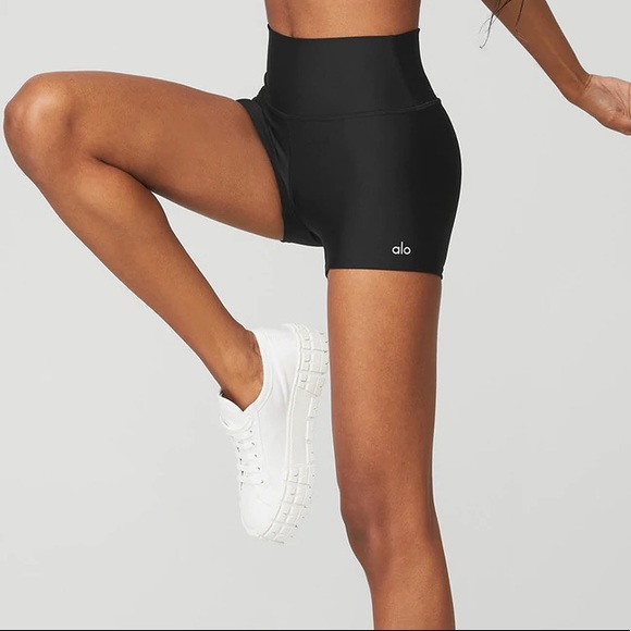 Alo Yoga High Waisted Biker Short Black 4”